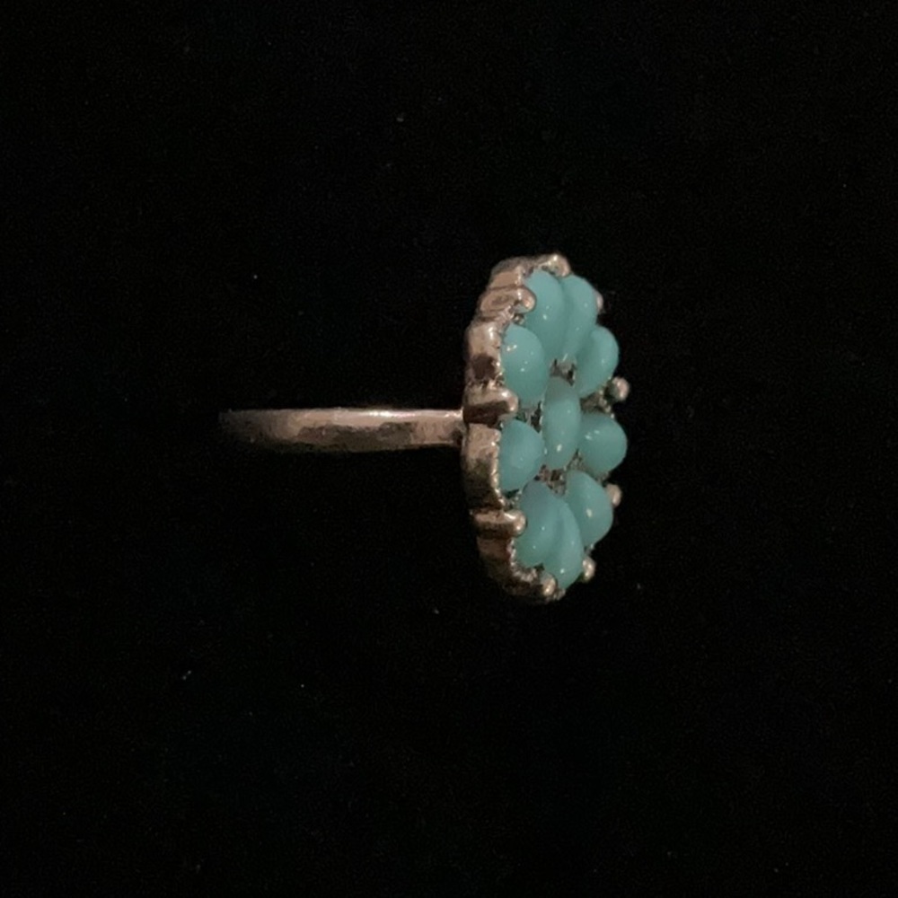 Turquoise and Silver Floral Ring Size 6 - Picture 3 of 6